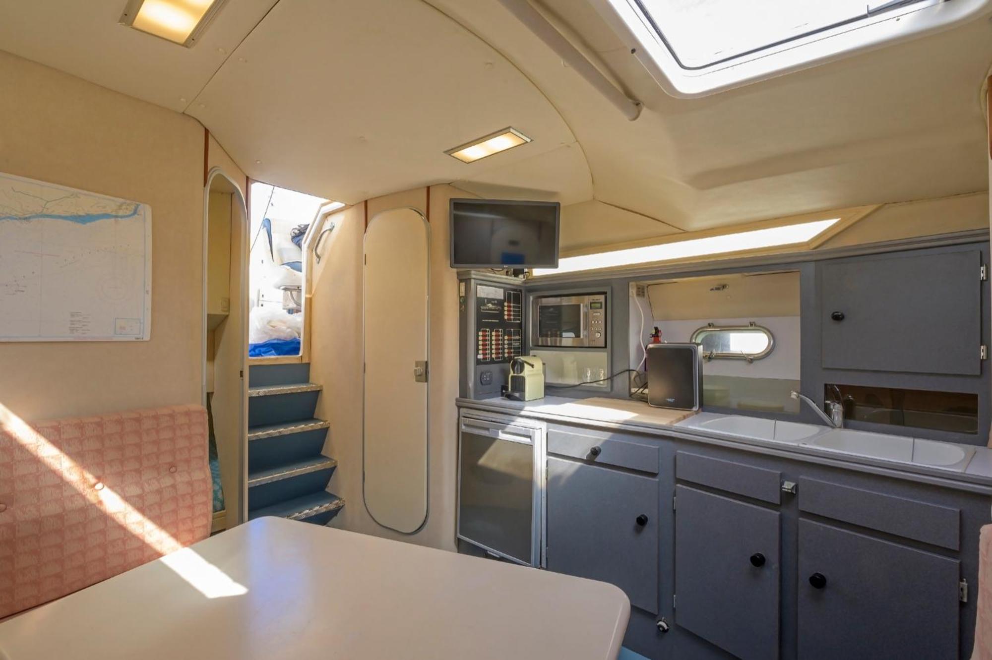 Boat Hotel Barcelona Sant Adria de Besos Room photo