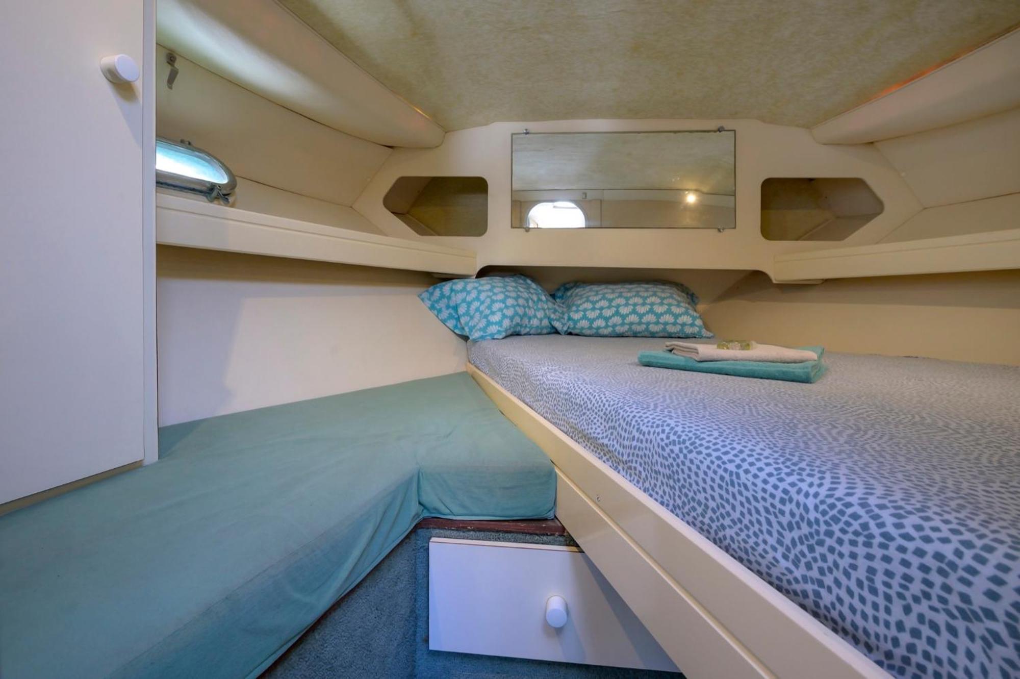 Boat Hotel Barcelona Sant Adria de Besos Room photo
